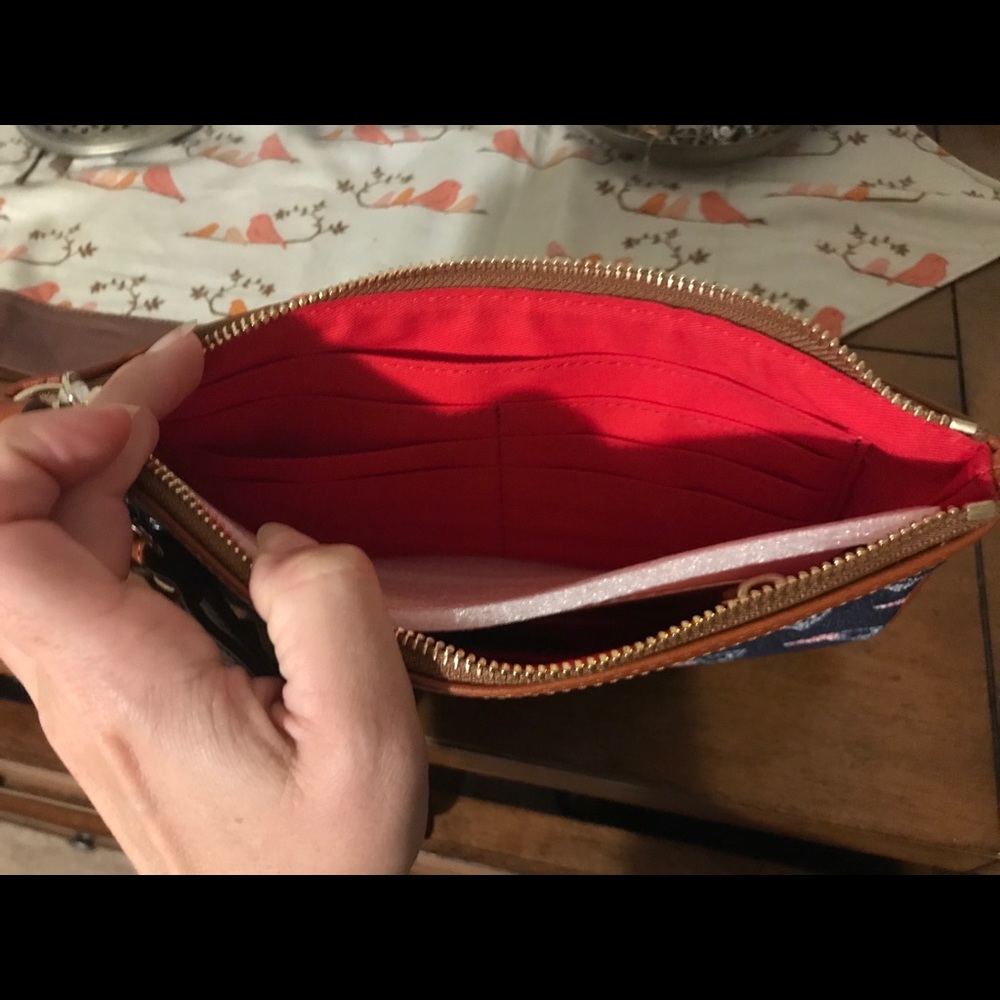 Dooney and Bourke patriots wristlet NWT - Picture 6 of 6